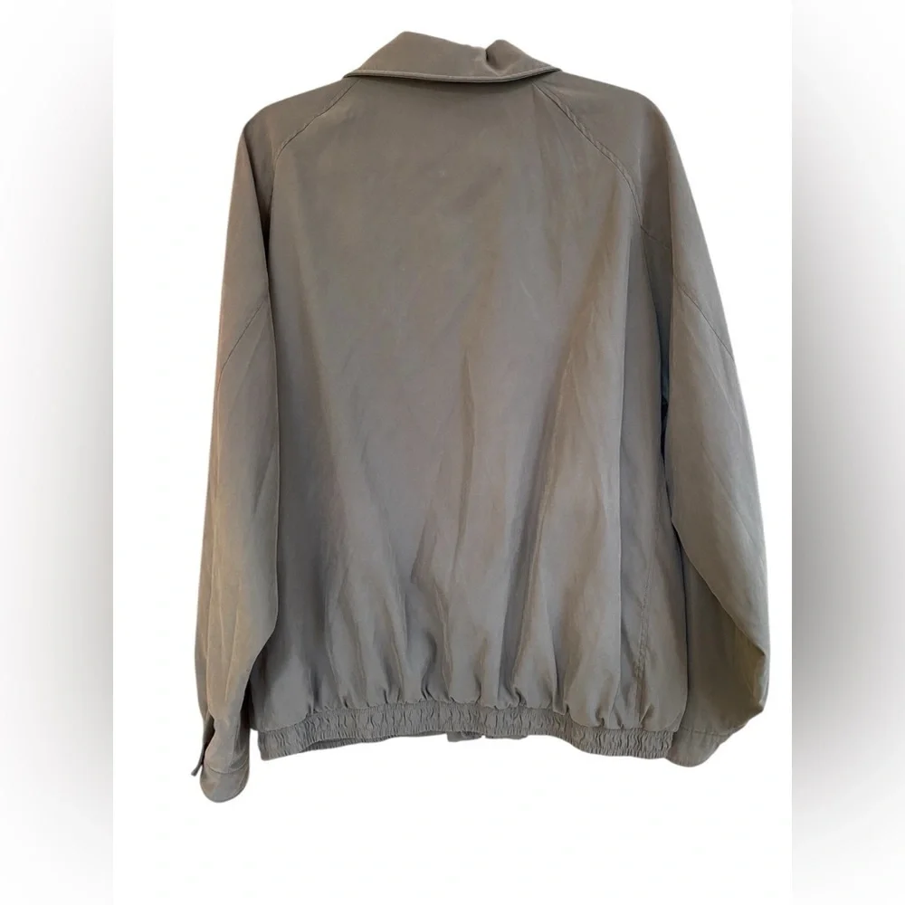 Roundtree & Yorke Men's Taupe Windbreaker